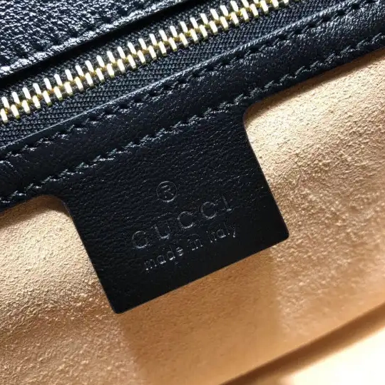 First bag ru Marmont GG shoulder bag small GUCCI 0623